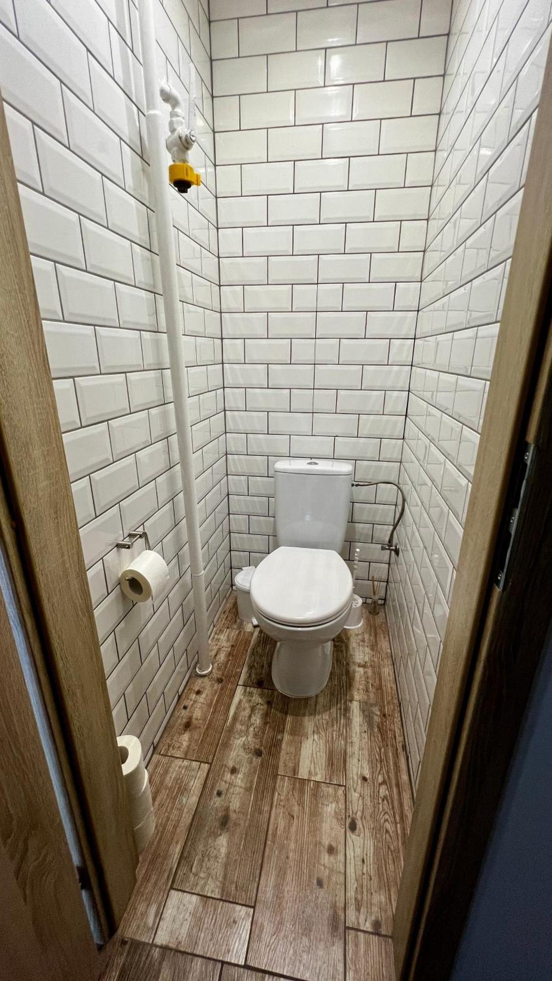 Industrial Apartment I 24Hr Self Check-In I Free Parking & Coffee Banská Bystrica Eksteriør bilde